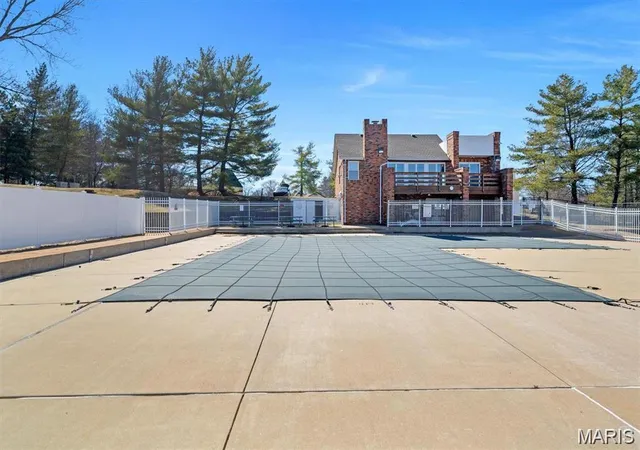 Photo 3 of Condo for sale at 6803 Cottage Grove Ln #F, Oakville, MO 63129 | MLS# MIS26045199 | Listing updated on 2026-10-05