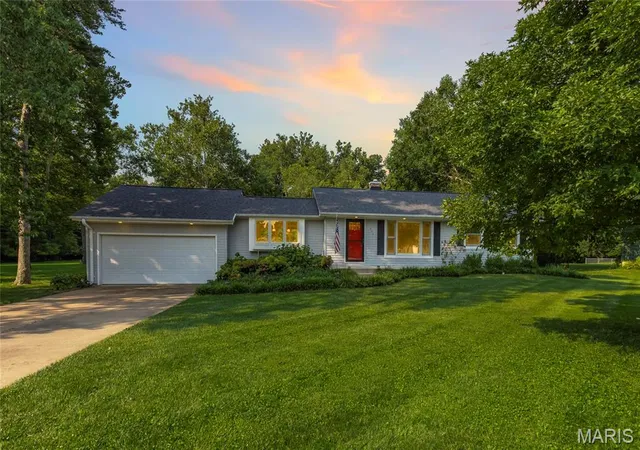 1st image of 200 Brookside Ln, Ballwin, MO 63021 | MLS# MIS26045205