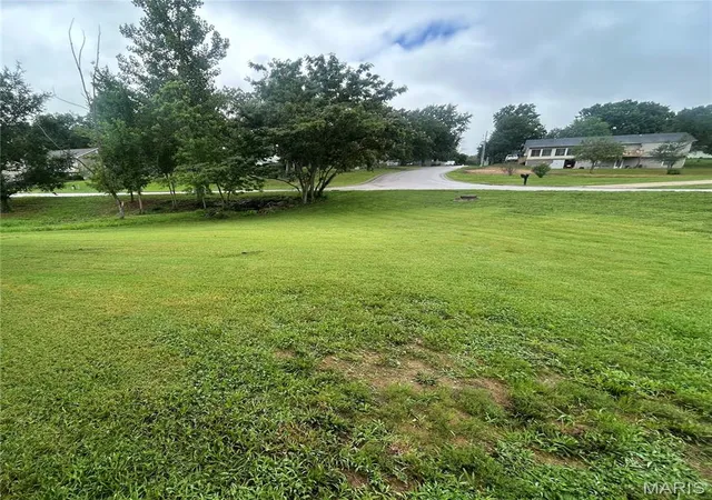 2nd image of 110 Autumn Oaks, Saint Clair, MO 63077 | MLS# MIS26045216