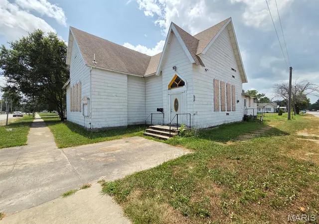 Photo 3 of Single family home for sale at 266 N Jefferson St, Kahoka, MO 63445 | MLS# MIS26045236 | Listing updated on 2026-07-30