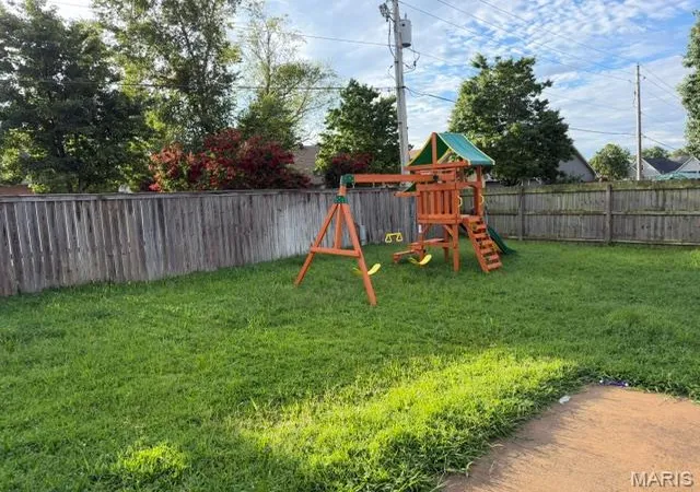 2nd image of 914 Pine, Sikeston, MO 63801 | MLS# MIS26045255