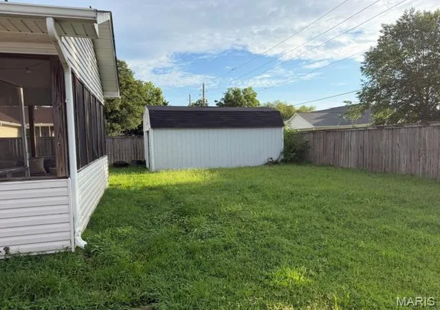 3rd image of 914 Pine, Sikeston, MO 63801 | MLS# MIS26045255
