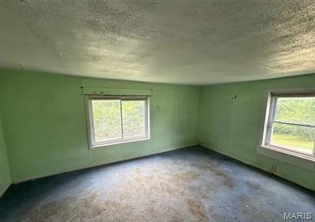 Photo 3 of Sale Pending at 10270 State Road Bb, Hillsboro, MO 63050 | MLS# MIS26045268 | Listing updated on 2026-08-18