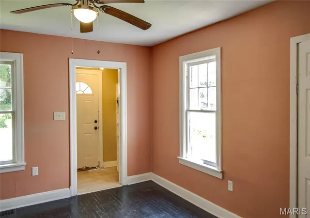 Photo 3 of Single family home for sale at 619 Elfgen St, Alton, IL 62002 | MLS# MIS26045273 | Listing updated on 2026-08-20