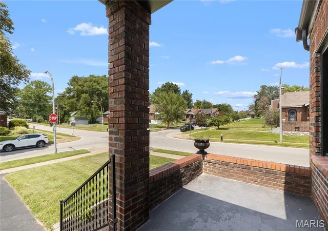 Photo 3 of Single family home for sale at 8578 Drury Ln, Saint Louis, MO 63147 | MLS# MIS26045291 | Listing updated on 2026-09-13