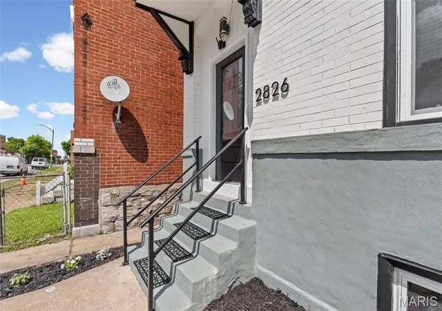 Photo 2 of Single family home for sale at 2826 Iowa Ave, Saint Louis, MO 63118 | MLS# MIS26045297 | Listing updated on 2026-09-28