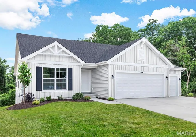 Photo 1 of Single family home for sale at 302 Osprey Ct, Lake Saint Louis, MO 63367 | MLS# MIS26045308 | Listing updated on 2026-07-15