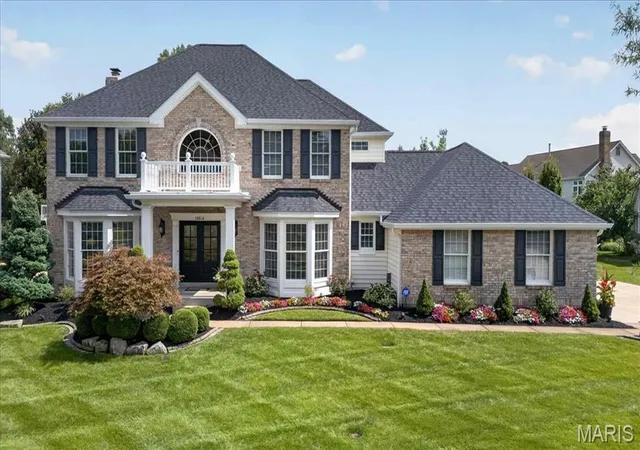 Photo 1 of Sale Pending at 14814 Straub Hill Ln, Chesterfield, MO 63017 | MLS# MIS26045330 | Listing updated on 2026-08-23