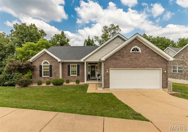 1st image of 1652 Ivy Chase Ln, Fenton, MO 63026 | MLS# MIS26045346