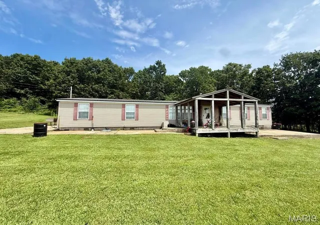 1st image of 10595 Mill Rd, Bucyrus, MO 65444 | MLS# MIS26045357