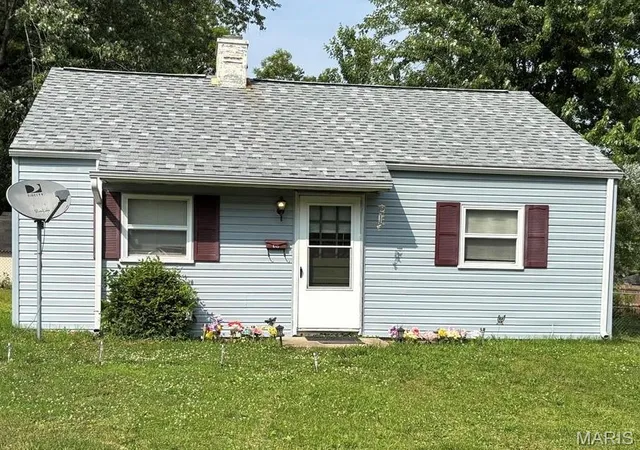1st image of 16 Rusty Wil Dr, Belleville, IL 62220 | MLS# MIS26045395