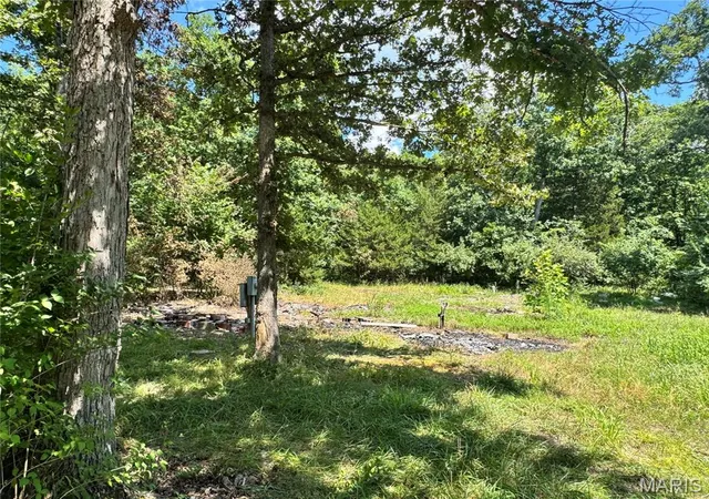 Photo 3 of Sale Pending at 23088 Mark Peterson Dr, Wright City, MO 63390 | MLS# MIS26045401 | Listing updated on 2026-09-28