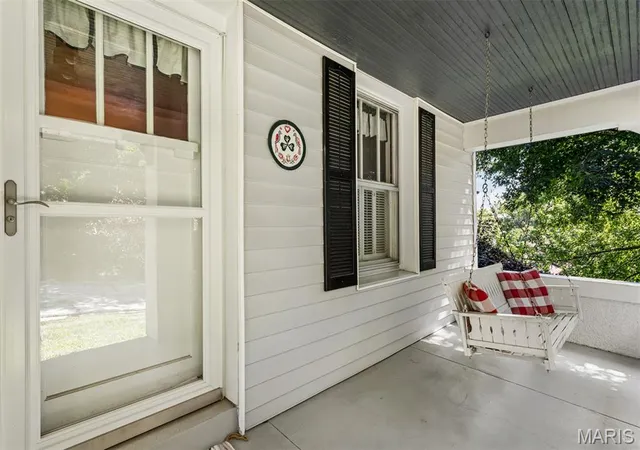 Photo 3 of Single family home for sale at 273 Old Sulphur Spring Rd, Manchester, MO 63021 | MLS# MIS26045441 | Listing updated on 2026-08-18