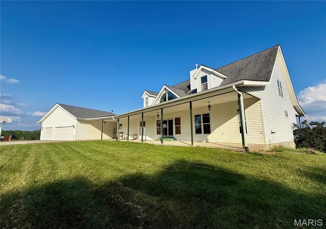 Photo 2 of Single family home for sale at 28875 Collins Ln, Jonesburg, MO 63351 | MLS# MIS26045448 | Listing updated on 2026-07-24