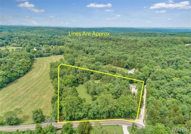 Photo 2 of Single family home for sale at 9175 Jones Creek Rd, Dittmer, MO 63023 | MLS# MIS26045498 | Listing updated on 2026-07-29