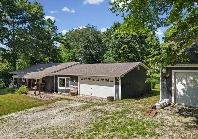 Photo 3 of Single family home for sale at 9175 Jones Creek Rd, Dittmer, MO 63023 | MLS# MIS26045498 | Listing updated on 2026-07-29