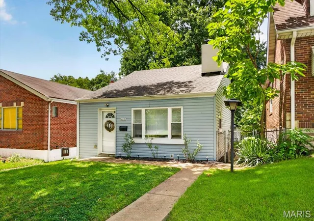 Photo 1 of Sale Pending at 6139 Idaho Ave, Saint Louis, MO 63111 | MLS# MIS26045504 | Listing updated on 2026-07-26