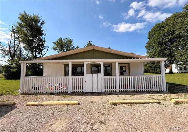 3rd image of 5593 Hwy 32 #5587, Farmington, MO 63640 | MLS# MIS26045536
