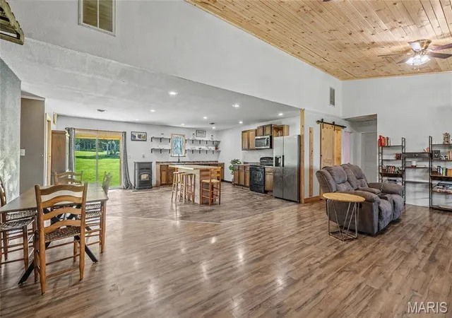 3rd image of 11875 County Road 5220, Rolla, MO 65401 | MLS# MIS26045537