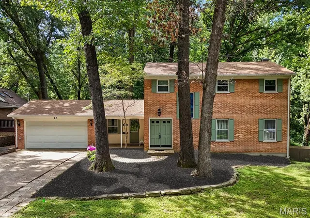 1st image of 22 Rue Deau Ville Dr, Belleville, IL 62226 | MLS# MIS26045544