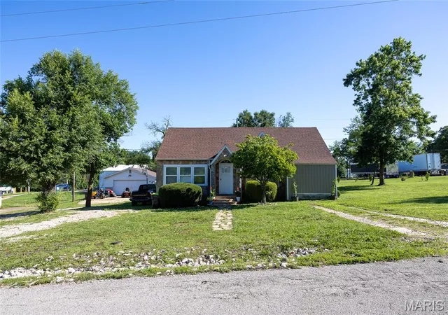 1st image of 339 First St First, Summersville, MO 65571 | MLS# MIS26045552