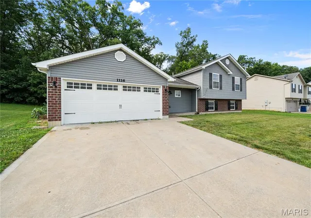 Photo 2 of Single family home for sale at 1116 Marathon Dr, Foristell, MO 63348 | MLS# MIS26045556 | Listing updated on 2026-08-20