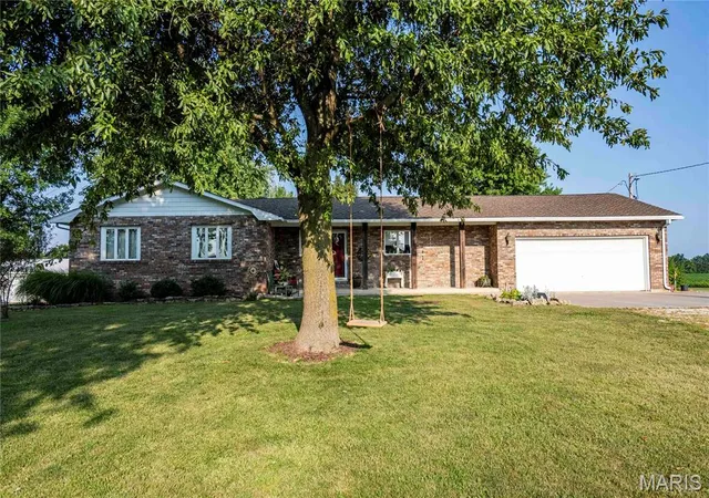 Photo 5 of Sale Pending at 3851 Audrain Road 581, Vandalia, MO 63382 | MLS# MIS26045578 | Listing updated on 2026-08-26