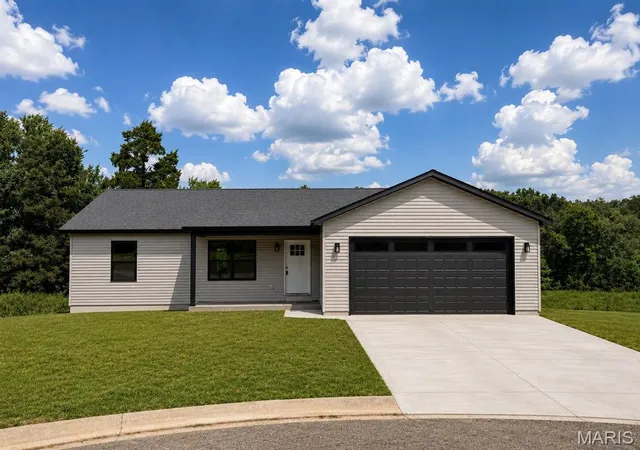 Photo 1 of Single family home for sale at 207 Willow Dr, Union, MO 63084 | MLS# MIS26045589 | Listing updated on 2026-08-28