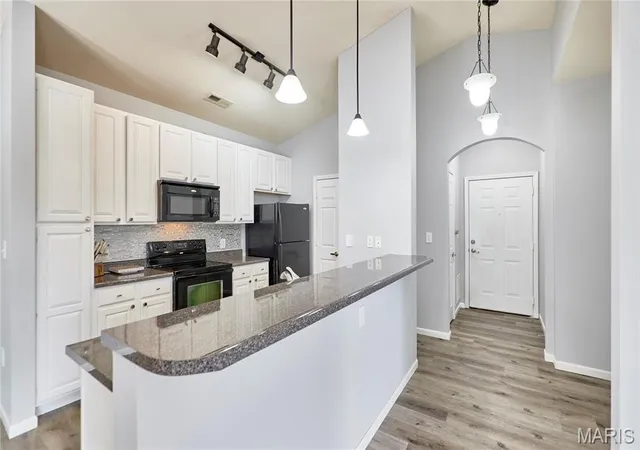 Photo 4 of Condo for sale at 29 Kassebaum Ln #307, Saint Louis, MO 63129 | MLS# MIS26045601 | Listing updated on 2026-08-16
