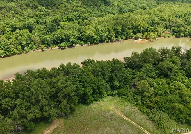 2nd image of 10841 Maries Road 326, Vienna, MO 65582 | MLS# MIS26045616