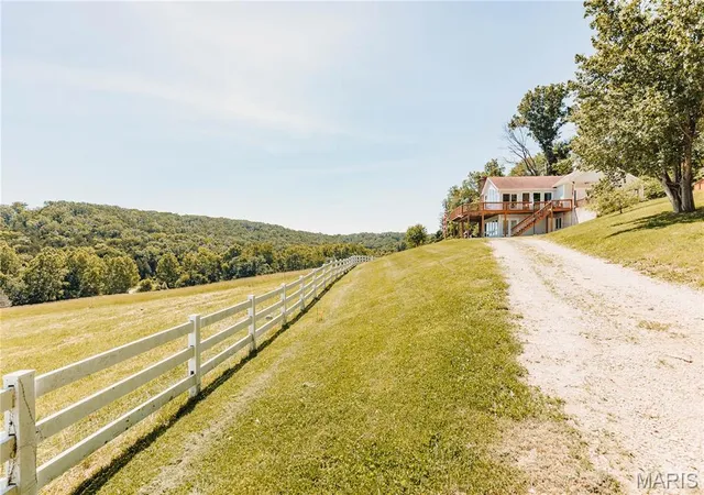 4th image of 10841 Maries Road 326, Vienna, MO 65582 | MLS# MIS26045616
