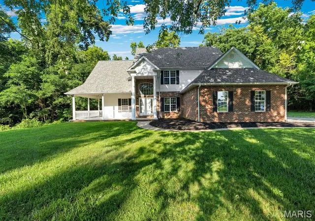 Photo 1 of Sale Pending at 8026 Goshen Road, Edwardsville, IL 62025 | MLS# MIS26045628 | Listing updated on 2026-09-29