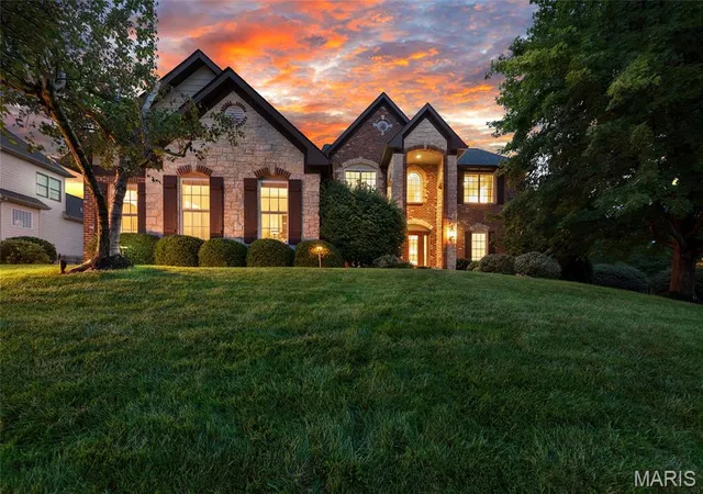Photo 2 of Mansion for sale at 100 Sunnybrooke Estates Ct, O Fallon, MO 63368 | MLS# MIS26045657 | Listing updated on 2026-08-13