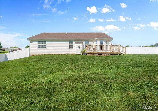 Photo 40 of Single family home for sale at 100 Willow Rdg, Valmeyer, IL 62295 | MLS# MIS26045668 | Listing updated on 2026-07-24