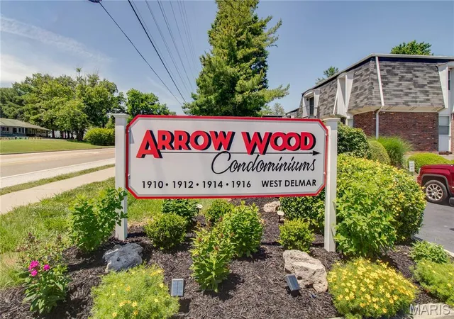 Photo 2 of Condo for sale at 1914 W Delmar Ave #L, Godfrey, IL 62035 | MLS# MIS26045675 | Listing updated on 2026-07-24