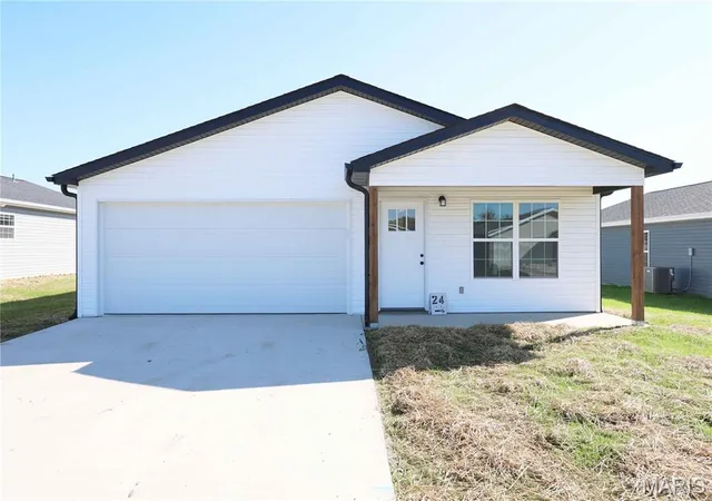 Photo 1 of Single family home for sale at Lot 24 High Garden St, Cape Girardeau, MO 63701 | MLS# MIS26045680 | Listing updated on 2026-10-26