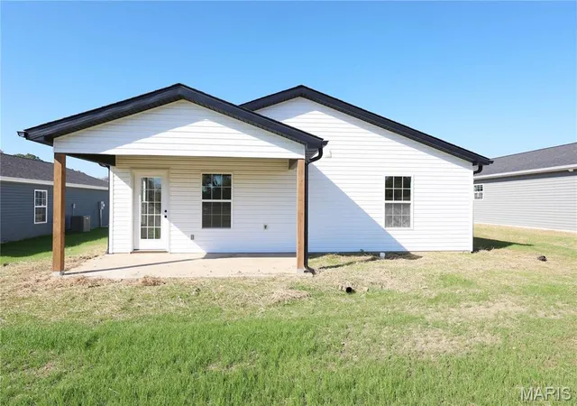 Photo 2 of Single family home for sale at Lot 24 High Garden St, Cape Girardeau, MO 63701 | MLS# MIS26045680 | Listing updated on 2026-10-26