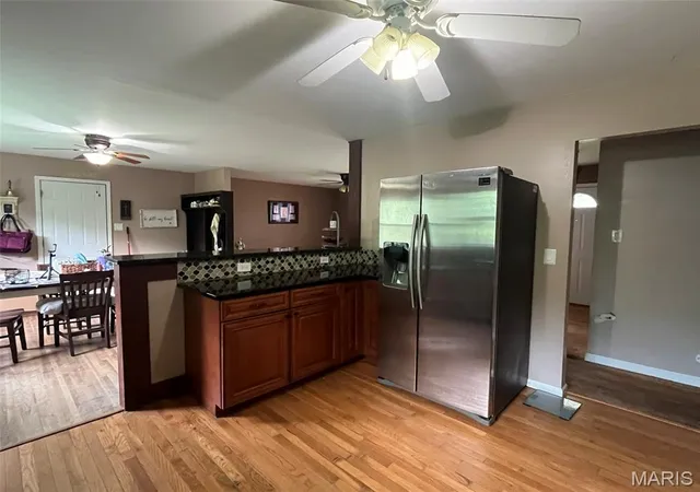 Photo 3 of Sale Pending at 2701 Headland Dr, Saint Charles, MO 63301 | MLS# MIS26045694 | Listing updated on 2026-09-24