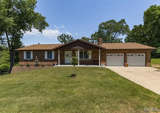 1st image of 12720 Oakbriar Meadows Ln, Festus, MO 63028 | MLS# MIS26045698