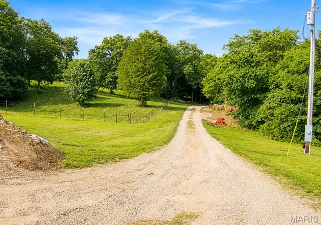 39th image of 6779 Elmont Rd, Sullivan, MO 63080 | MLS# MIS26045732