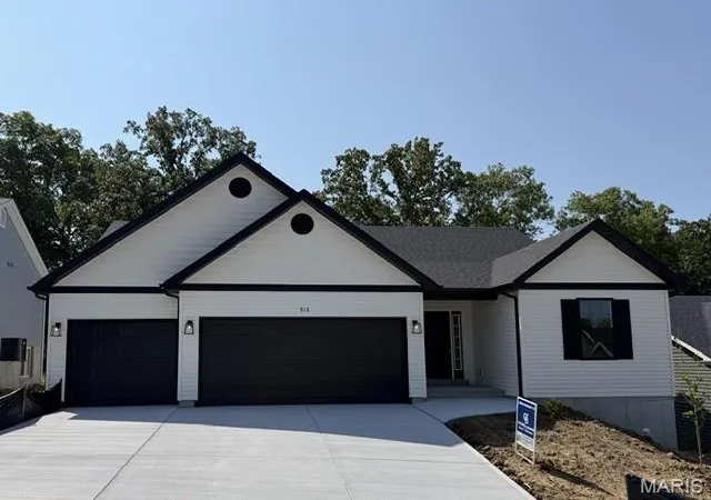 1st image of 818 Dogwood Way, Hillsboro, MO 63050 | MLS# MIS26045742
