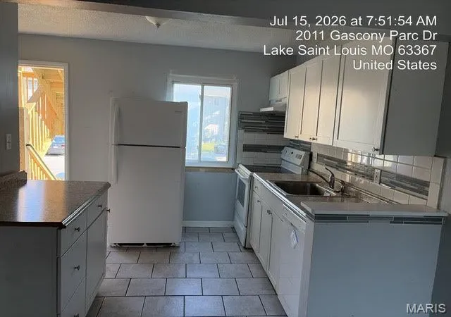 Photo 3 of Condo for sale at 2012 Gascony Parc Dr #2012, Lake St Louis, MO 63367 | MLS# MIS26045747 | Listing updated on 2026-08-31