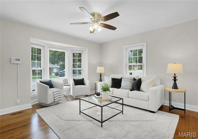 Photo 3 of Single family home for sale at 1542 N Hanley Rd, Saint Louis, MO 63130 | MLS# MIS26045748 | Listing updated on 2026-10-04