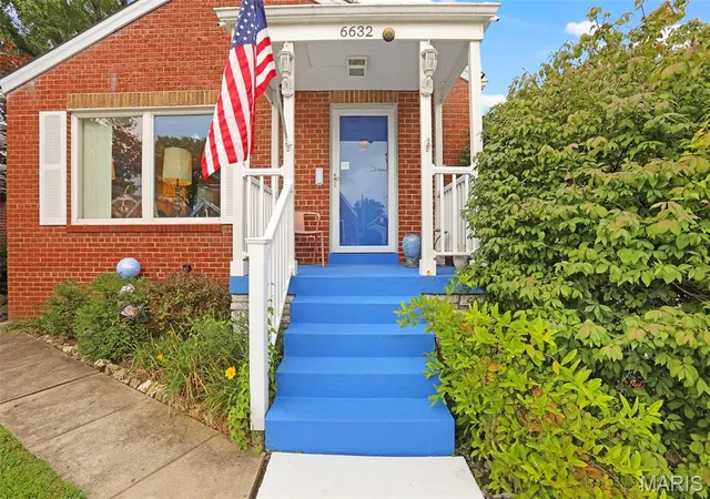 Photo 2 of Single family home for sale at 6632 Tholozan Ave, St Louis, MO 63109 | MLS# MIS26045764 | Listing updated on 2026-10-19