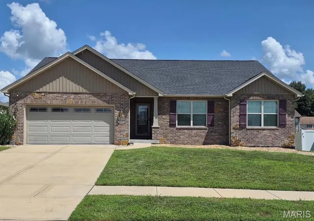 1st image of 309 Maldon Wy, Belleville, IL 62221 | MLS# MIS26045771