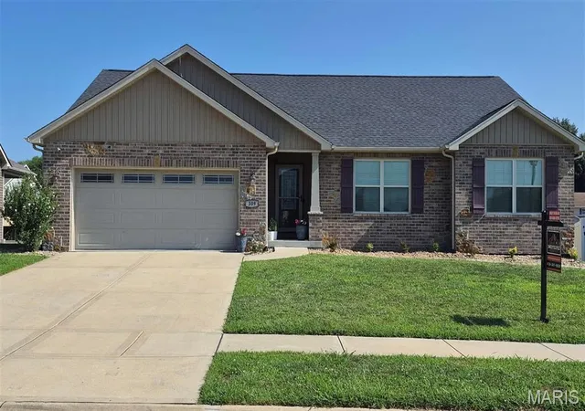 2nd image of 309 Maldon Wy, Belleville, IL 62221 | MLS# MIS26045771