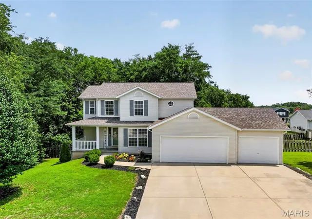 2nd image of 1441 Sleepy Hollow Dr, Troy, MO 63379 | MLS# MIS26045780