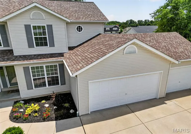 Photo 3 of Sale Pending at 1441 Sleepy Hollow Dr, Troy, MO 63379 | MLS# MIS26045780 | Listing updated on 2026-08-23