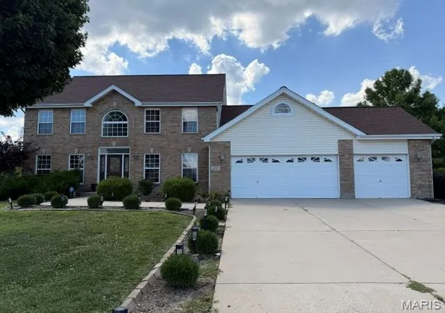 Single family home for sale at 2213 Birmingham Dr, Belleville, IL 62221 | MLS# MIS26045797