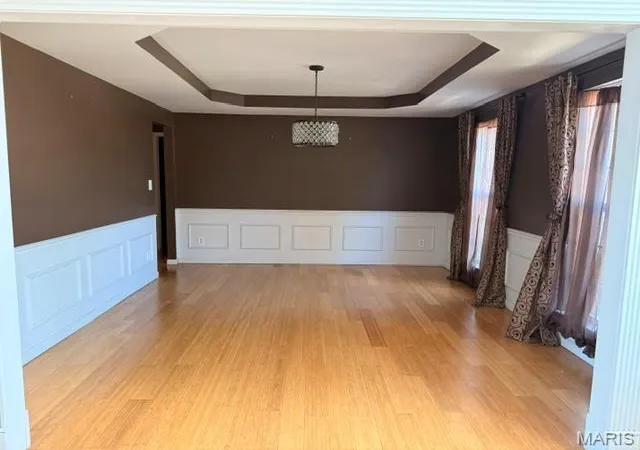 Photo 3 of Single family home for sale at 2213 Birmingham Dr, Belleville, IL 62221 | MLS# MIS26045797 | Listing updated on 2026-10-08